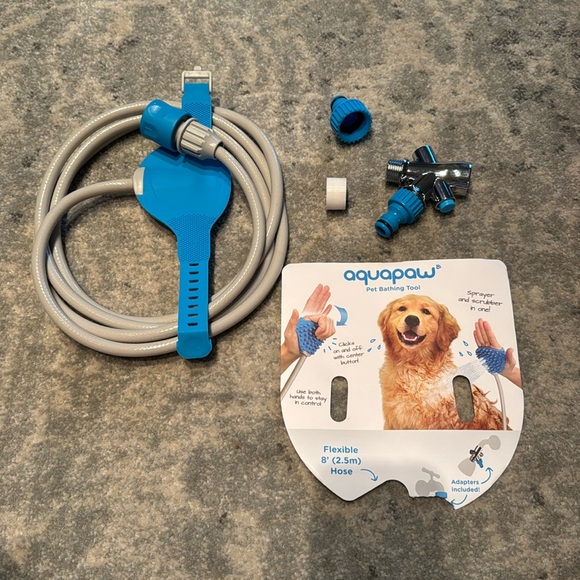 Aquapaw Pet Bathing Tool NWOT - Picture 1 of 4